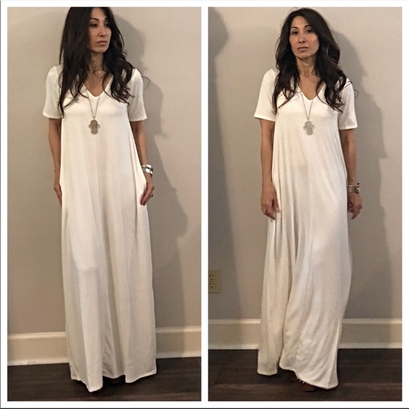 ✨LAST ONES✨Off white side pocket loose fit dress - Picture 2 of 8